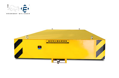 青島BWP-40t無(wú)軌搬運(yùn)車交付成功